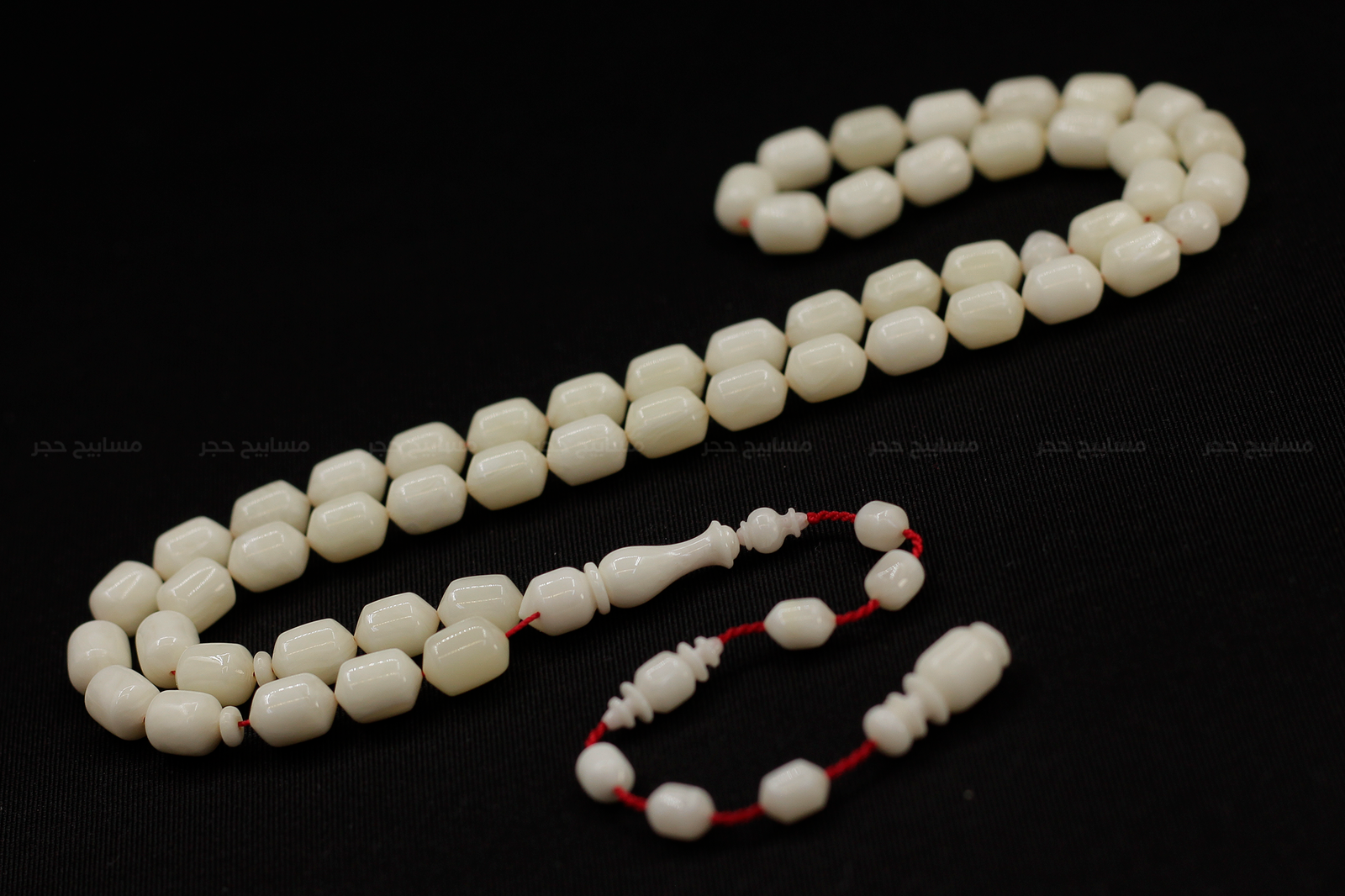 4-copy-13.png Bakelite Rosary - Vintage Cast - الصورة 1